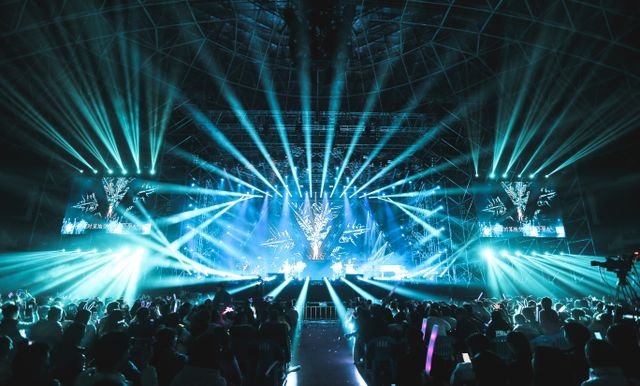 8TURN — 2nd World Tour [8TURN TRACE]