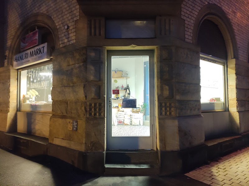 Hanuri Mart