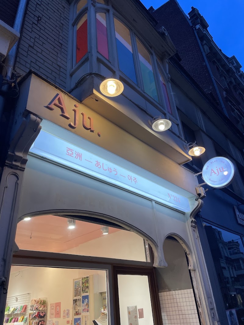AJU Concept Store — Boutique & Coffee Shop